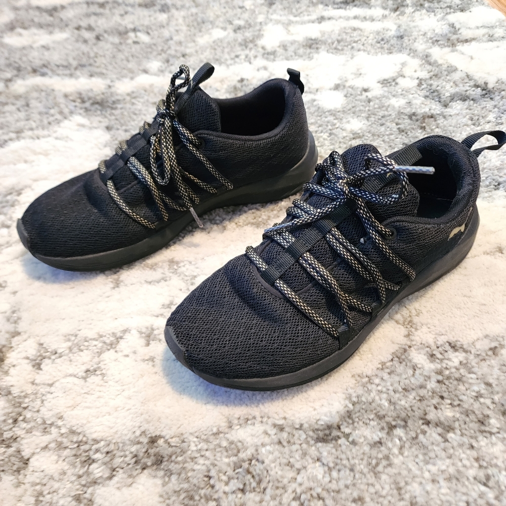 Puma Black and Gold Shoes 7.5